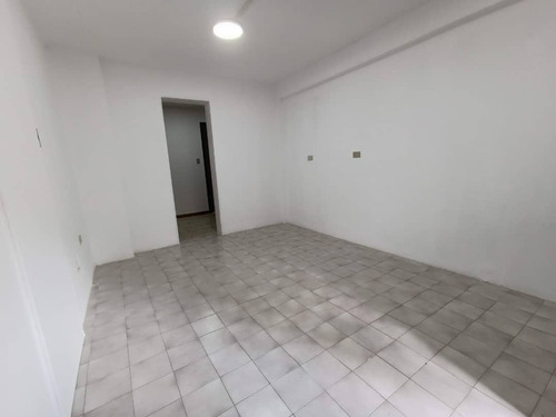 Anexo En Alquiler, Uso Comercial, Urbanizacion Horizonte