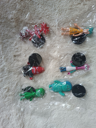 Set De 6 Pzas Muñecos Intensamente, Alegría, Tristeza Bandai