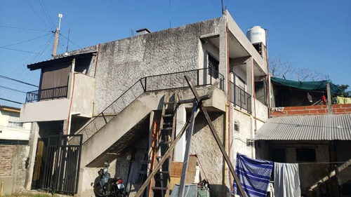 Venta De 3 Departamentos Mas Dos Locales Comerciales