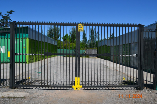 Bodegas De 5, 8 Y 30 M2.