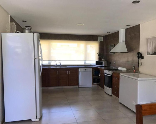 Casa De 5 Ambientes En Venta En La Herradura - Pinamar