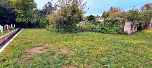Lote En Tanti Con Proyecto De 2 Departamentos - Barrio Consolidado