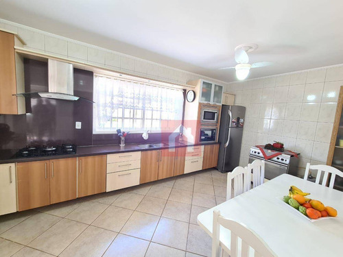 Imagem 12 de 22 de Casa Com 3 Dormitórios À Venda, 165 M² Por R$ 740.000,00 - Universitário - Lajeado/rs - Ca0308