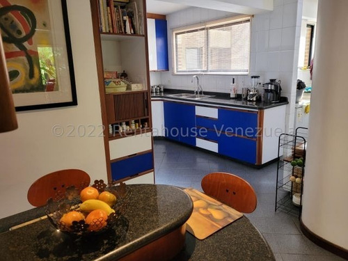 Imagen 6 de 20 de Omar Espinoza Ofrece En Venta Lujoso Y Amplio Apartamento En Campo Alegre Zona Exclusiva De Caracas