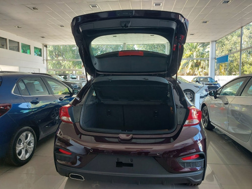 Imagen 10 de 12 de Chevrolet Cruze 5p 1.4t Rs At