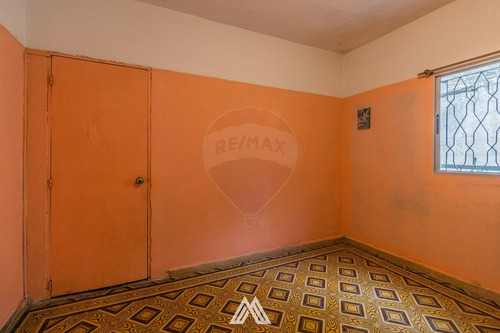 Imagen 8 de 16 de Venta Casa En Las Acacias 3 Dormitorios C/apart.