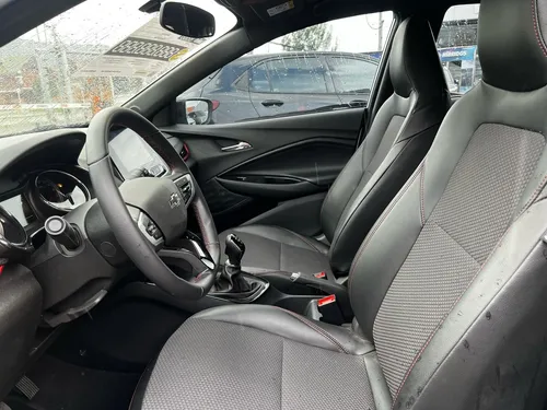 Chevrolet Onix 1.0T Rs Mt