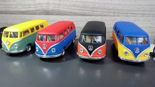 Miniatura Kombi 1962 Escala 1;32 Kinsmart Metal Novas