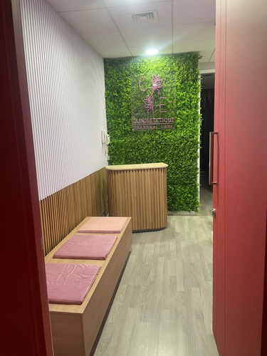 Derecho De Llave Clinica De Belleza