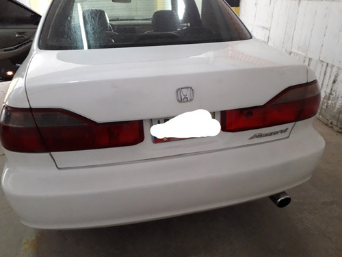 Imagen 3 de 7 de Honda Accord Ex Sedán 4 Puertas.