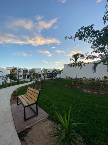Imagen 20 de 30 de Terreno/lote En Venta En Mérida, Cholul En Privada Albarella
