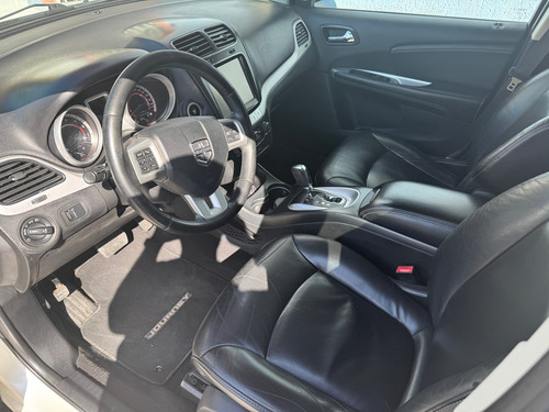 Dodge Journey 2.4 Sxt 7 Pasajeros Lujo At
