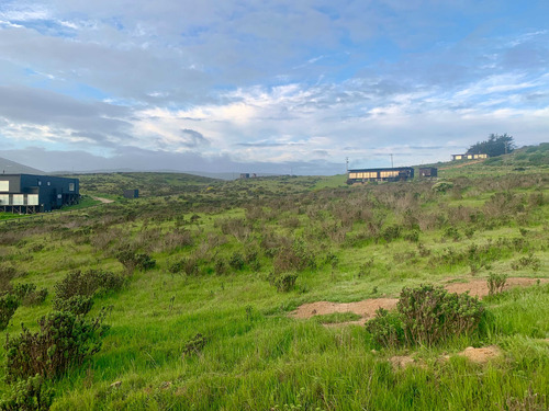 Sitio Con Rol Y Vista Al Mar En Condominio (69029)