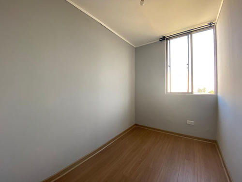 Excelente Ubicación En Condominio Y Con Estacionamiento