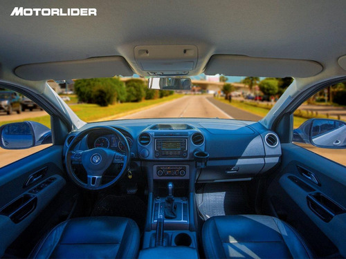 Imagen 9 de 25 de Volkswagen Amarok Highline At 4x4 Tdi| Permuta / Financia