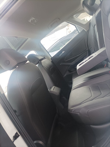 Imagen 17 de 18 de Volkswagen Vento Highline 250 Tsi 150cv 1.4 Turbo! At #28