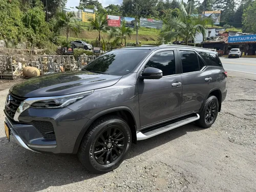 Toyota Fortuner 2.8 Srv 2023