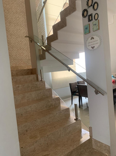 Imagem 7 de 14 de Casa Com 4 Quartos, Sendo 3 Suítes No Condomínio Belvedere