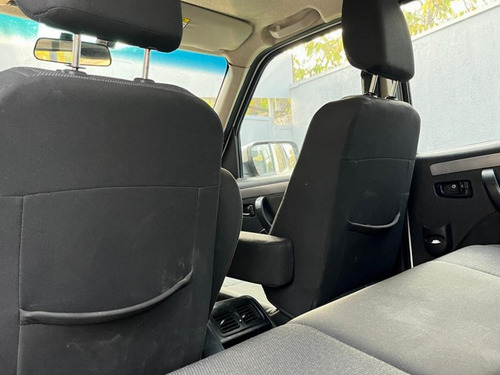Mahindra Pik Up Pick Up refresh DC 4X2 MT FULL