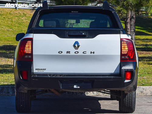 Imagen 4 de 25 de Renault Oroch Black Edition 1.6 Ex. Full| Permuta / Financia
