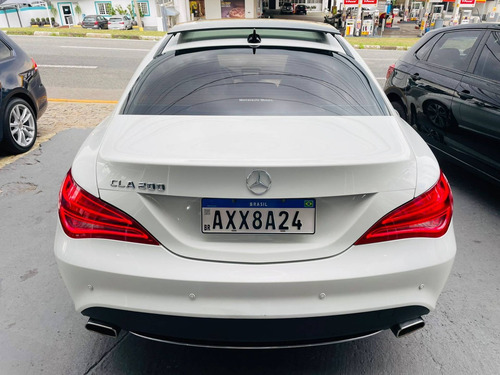 Imagem 7 de 15 de Mercedes-benz Cla 200 1.6 First Edition Turbo Gasolina 4p