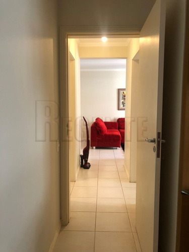 Imagem 10 de 15 de Apartamento Com 2 Quartos A Venda No Bairro Itacorubi Em Florianopolis - V-82857