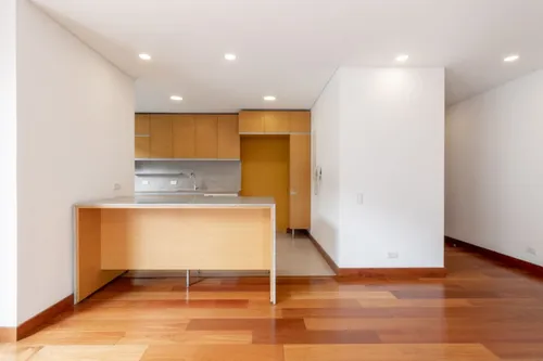 Apartamento En Venta En El Chicó. Cod V11727