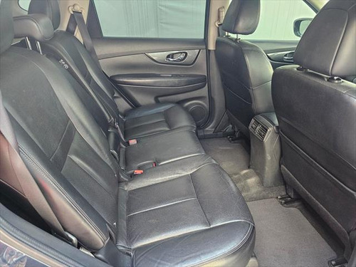 Nissan X-Trail 2.5 Exclusive 2 Row Cvt