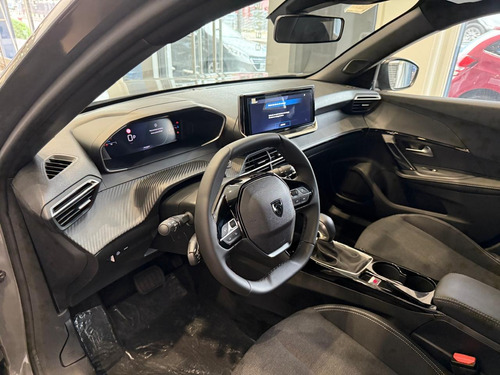 Peugeot 2008 1.0T Allure
