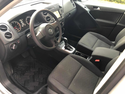 Imagen 4 de 8 de Volkswagen Tiguan 2014 2.0 Sport&style Paq Nave At