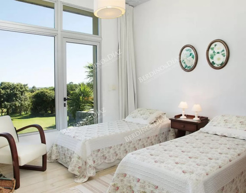 Chacra A Estrenar En Venta En Medellin Jose Ignacio Frente Al Mar