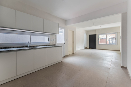 Departamento Ph En Venta En Flores, Capital Federal, Buenos Aires