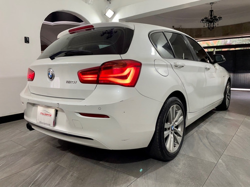 Imagen 12 de 14 de Bmw 120ia Sport Line 2017