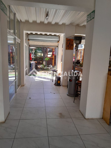 Local Comercial En Venta En Quintero, Con Patente Completa