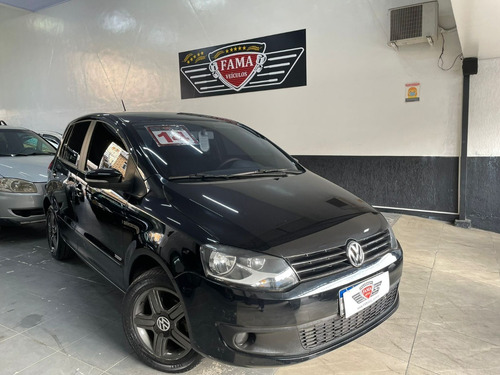 Imagem 2 de 20 de Volkswagen Fox 1.6 Completo Com Baixissimo Km + Pneus Novos