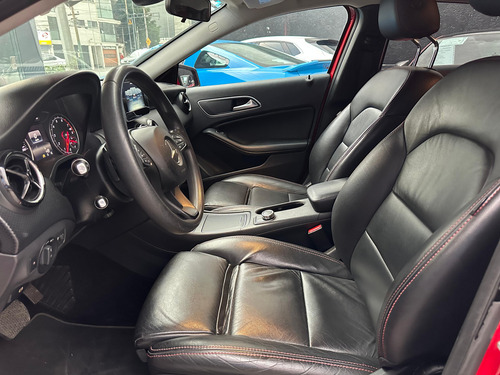 Mercedes-Benz Clase A A 180 CGI 1.6 LT TA