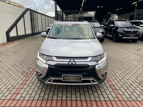 Mitsubishi Outlander 3.0 MIVEC V6 GASOLINA HPE-S AWD AUTOMÁTICO