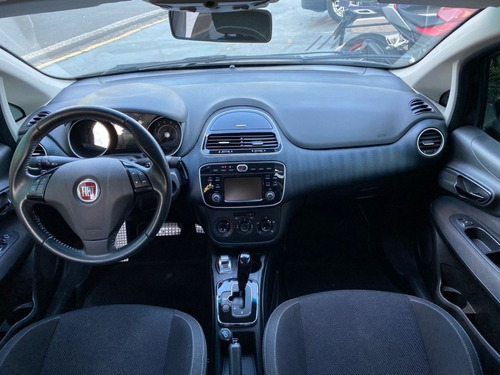 Imagem 7 de 12 de Fiat Punto 1.8 Sporting 16 V Flex 4p Automatizado