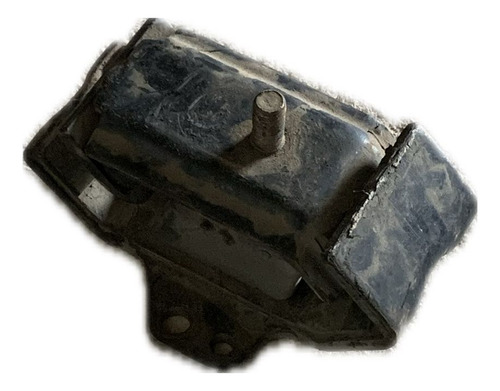 Soporte Tacón De Motor Izq Np300 2.5l 4 Cil Diesel Turbo (Usado)