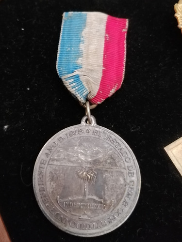 Antigua Medalla Centenario República De Chile 1910 1810 