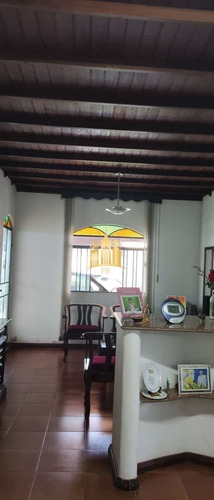 Imagem 11 de 13 de Sitio No Solar Do Madeira - Contagem - St00194 - 70472279