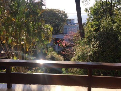 Casa Em Vila Assunção Com 4 Dormitórios - Vz3995