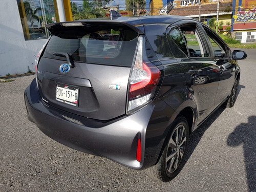 Imagen 3 de 15 de Toyota Prius 2020