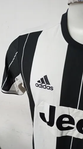 Camiseta Juventus Temp 2017 #9 Higuain adidas Original (Usado)