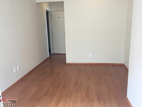 Imagem 9 de 12 de Piso Laminado - Andar Alto - Sacada - 01 Vaga - St15670