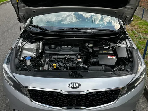 Kia CERATO PRO 1.6l Zenith At