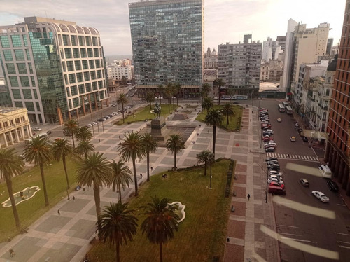 Imagen 17 de 18 de Oficina- Plaza Independencia , 600 M2 , Gge X1, Vista A Tres Frentes , Piso Alto !!