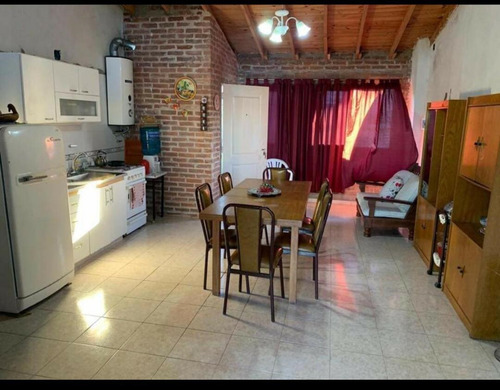 Casa  En Venta En El Palomar, Morón, G.b.a. Zona Oeste