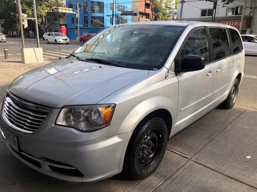 Chrysler Town & Country 3.6 Lx Mt 2012