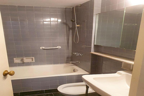 Imagen 23 de 26 de Semipiso Luminoso | Oportunidad/retasado | Bella Vista A Plaza Libertad | Patio A Pulmón De Manzana